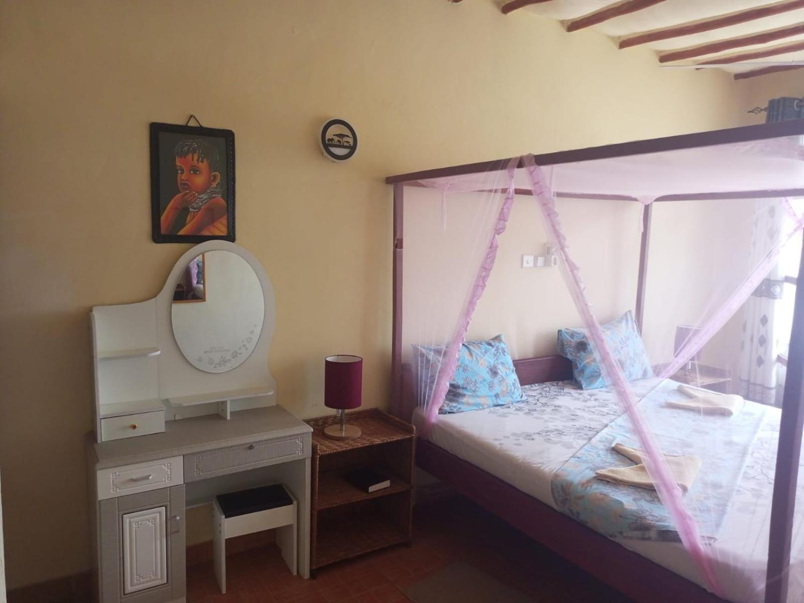 Simba Apartments Diani Beach Eksteriør billede