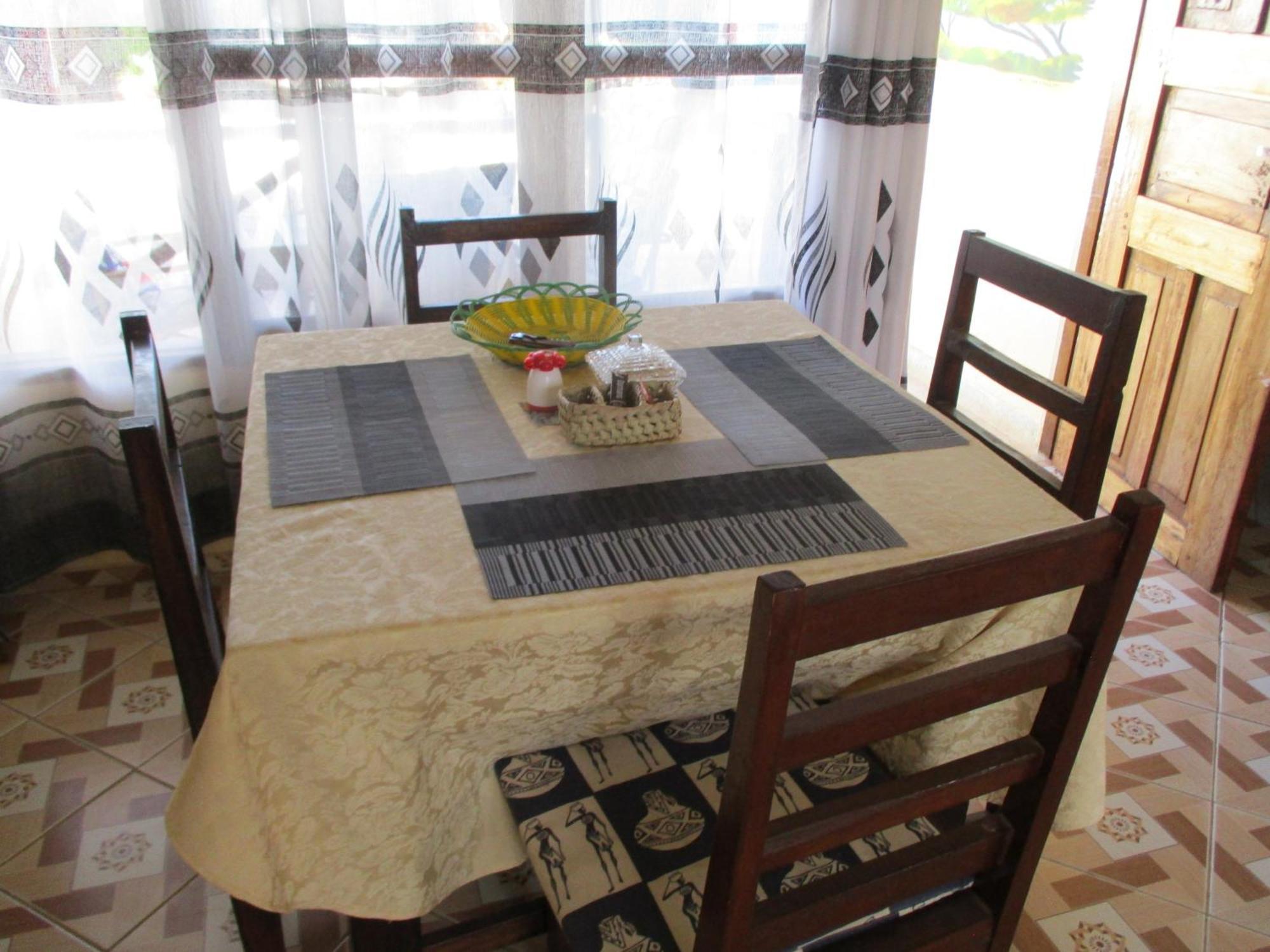 Simba Apartments Diani Beach Værelse billede